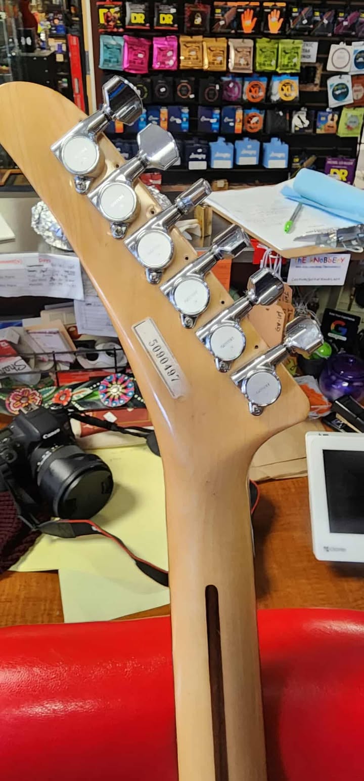 Striker 100ST By Kramer