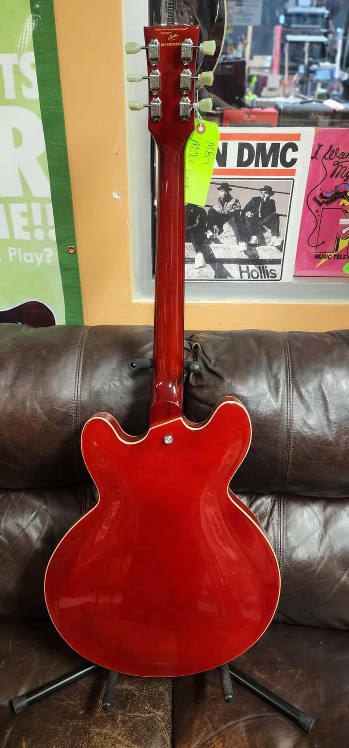 Vintage VSA500 ReIssued Semi Acoustic Guitar - Cherry Red