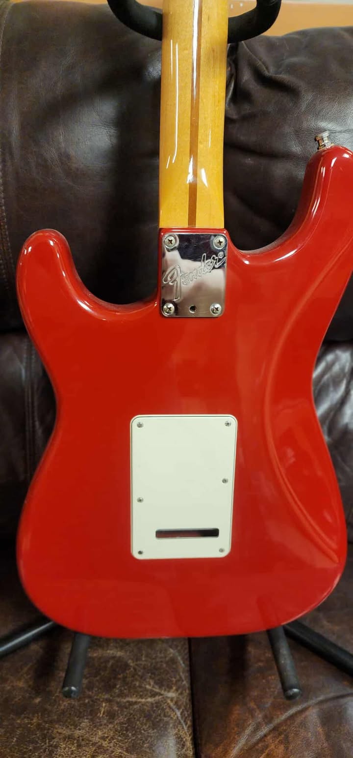 Fender American Stratocaster - Candy Apple Red (1984)