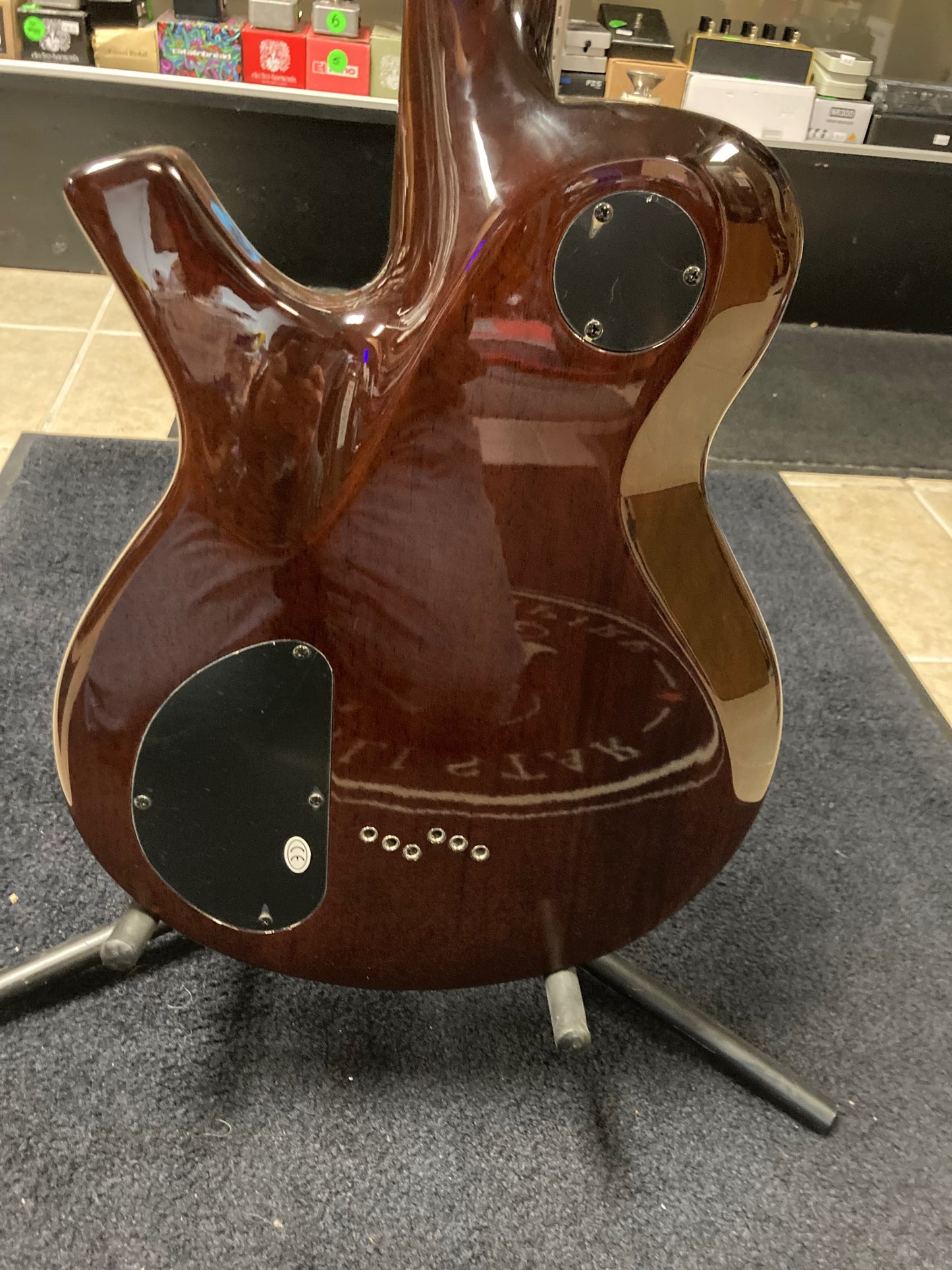 Parker (Hornet) Guitar - (Pre-Owned)
