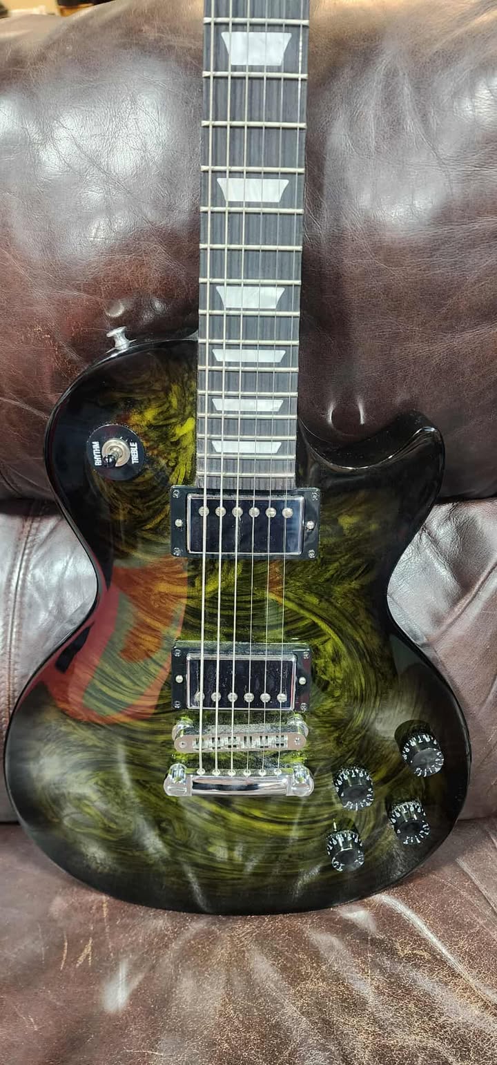 Gibson Les Paul Studio Swirl series 2011 (Black Green)