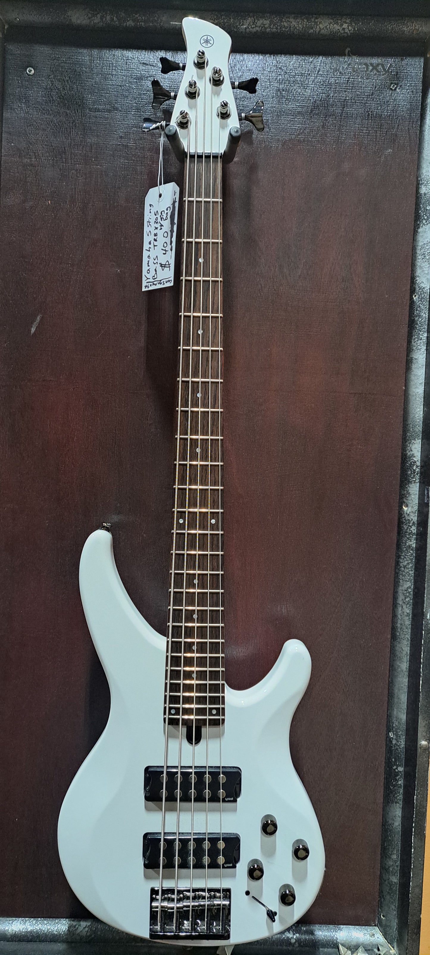 Yamaha 5 String Bass
