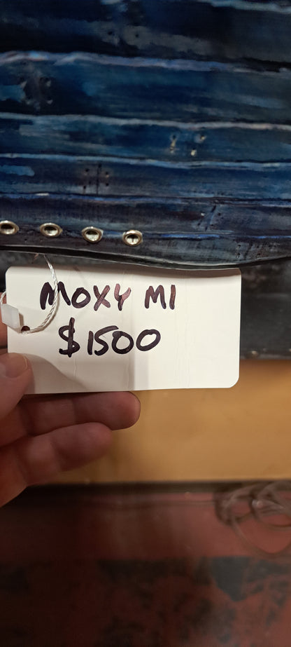 Moxy Custom Electric Guitar - MI