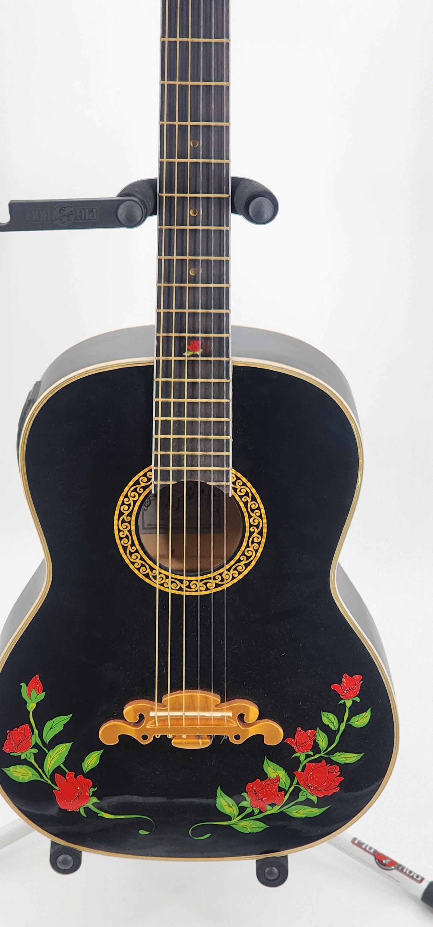 Esteban - 7th anniversary classical guitar - Black and Roses