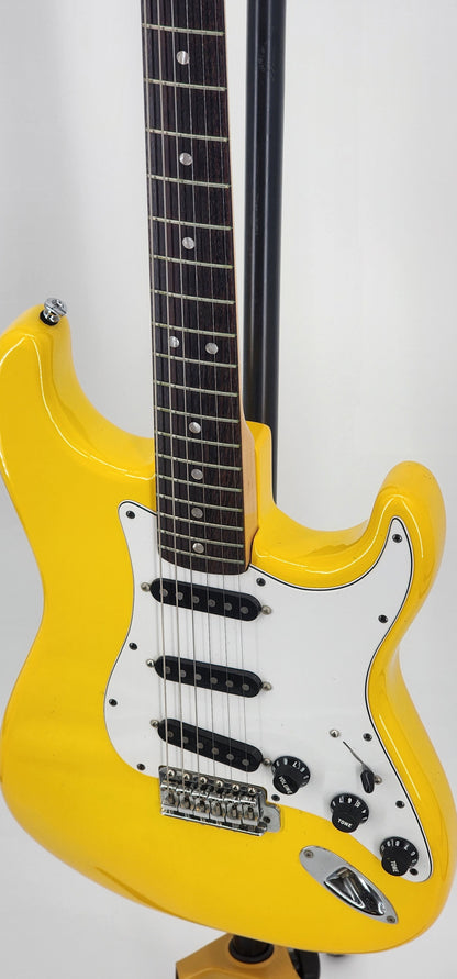 Fenders Stratocaster - 1981 - Monaco Yellow - International Color Series