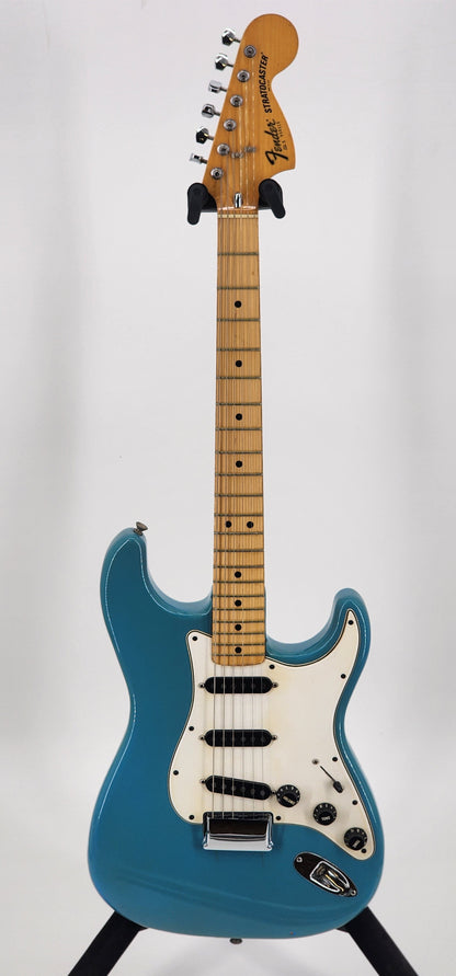 Fenders Stratocaster - 1981 - Maui Blue  - International Color Series