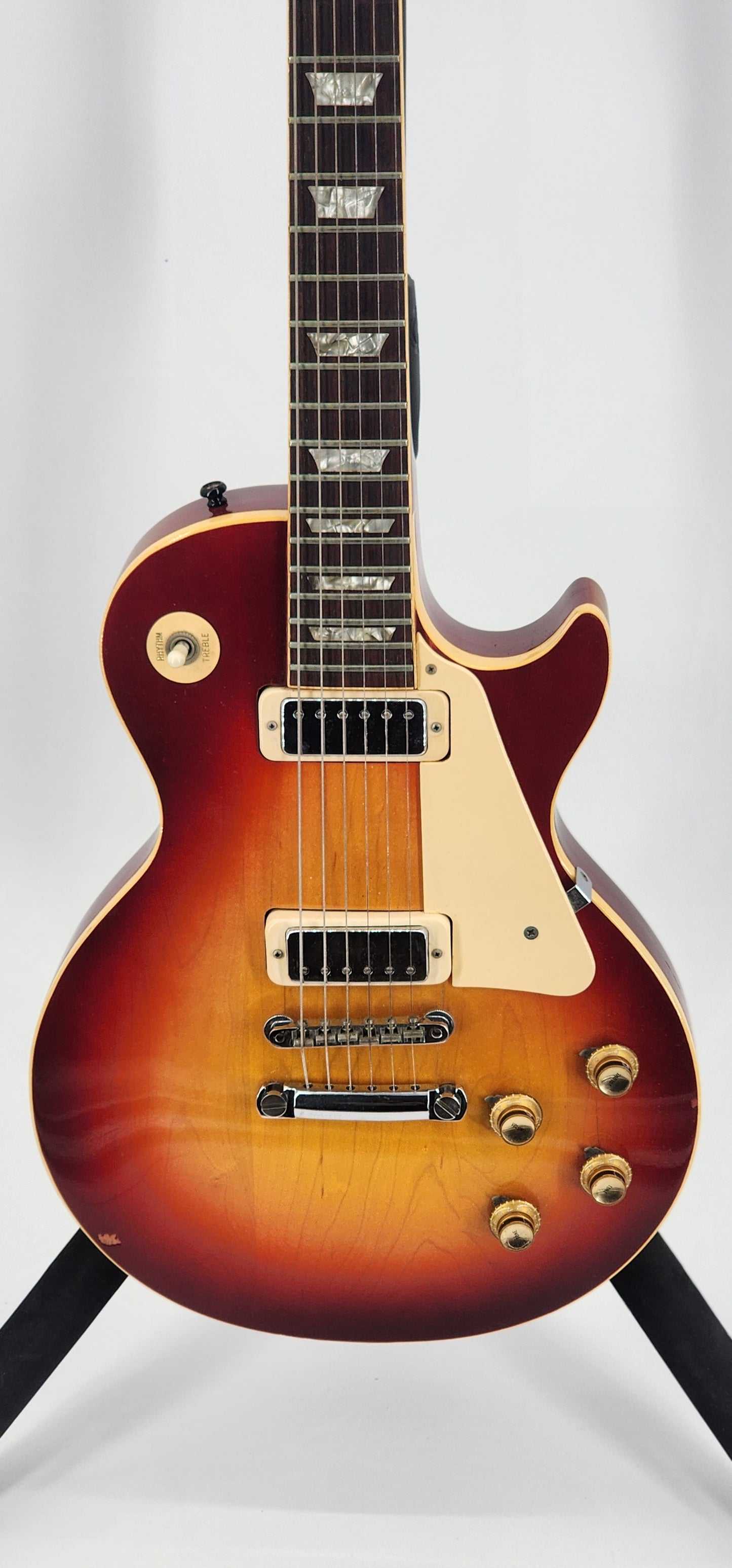 Gibson - Les Paul - Deluxe - 1973 - Cherry Sunburst