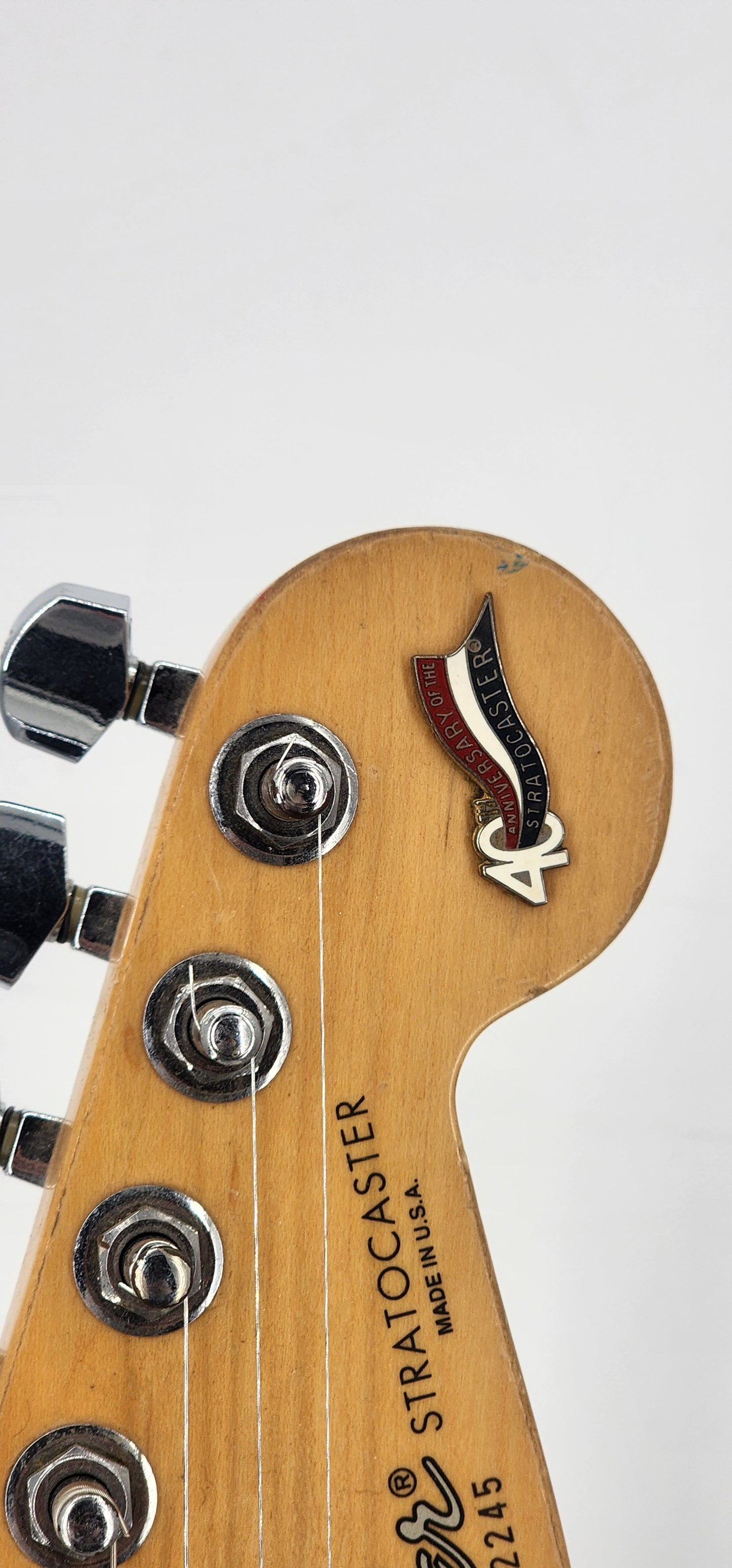 Fender - American Stratocaster - 40th Anniversary of Stratocaster - 1994 - Caribbean Mist