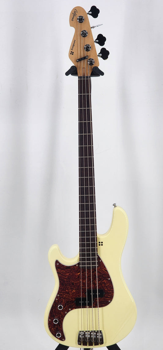 Sandberg - V52 - lefty Bass Guitar - 2022 - Cream Gloss
