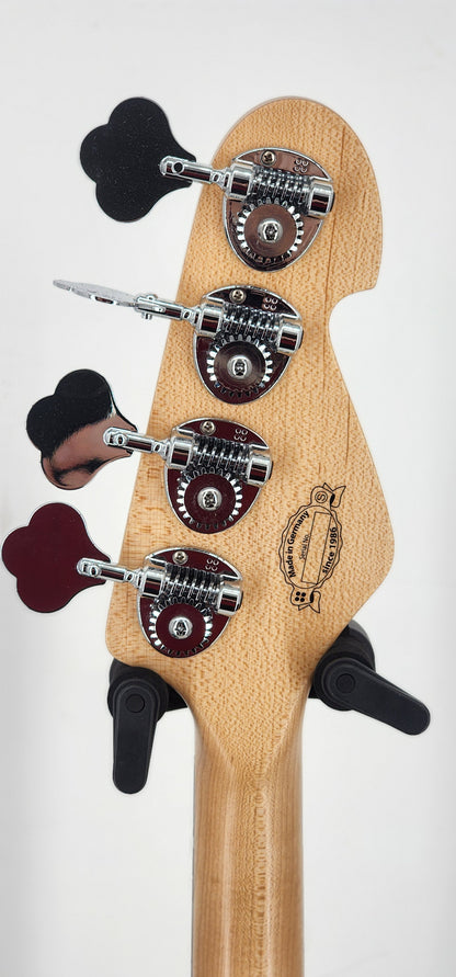 Sandberg - V52 - lefty Bass Guitar - 2022 - Cream Gloss