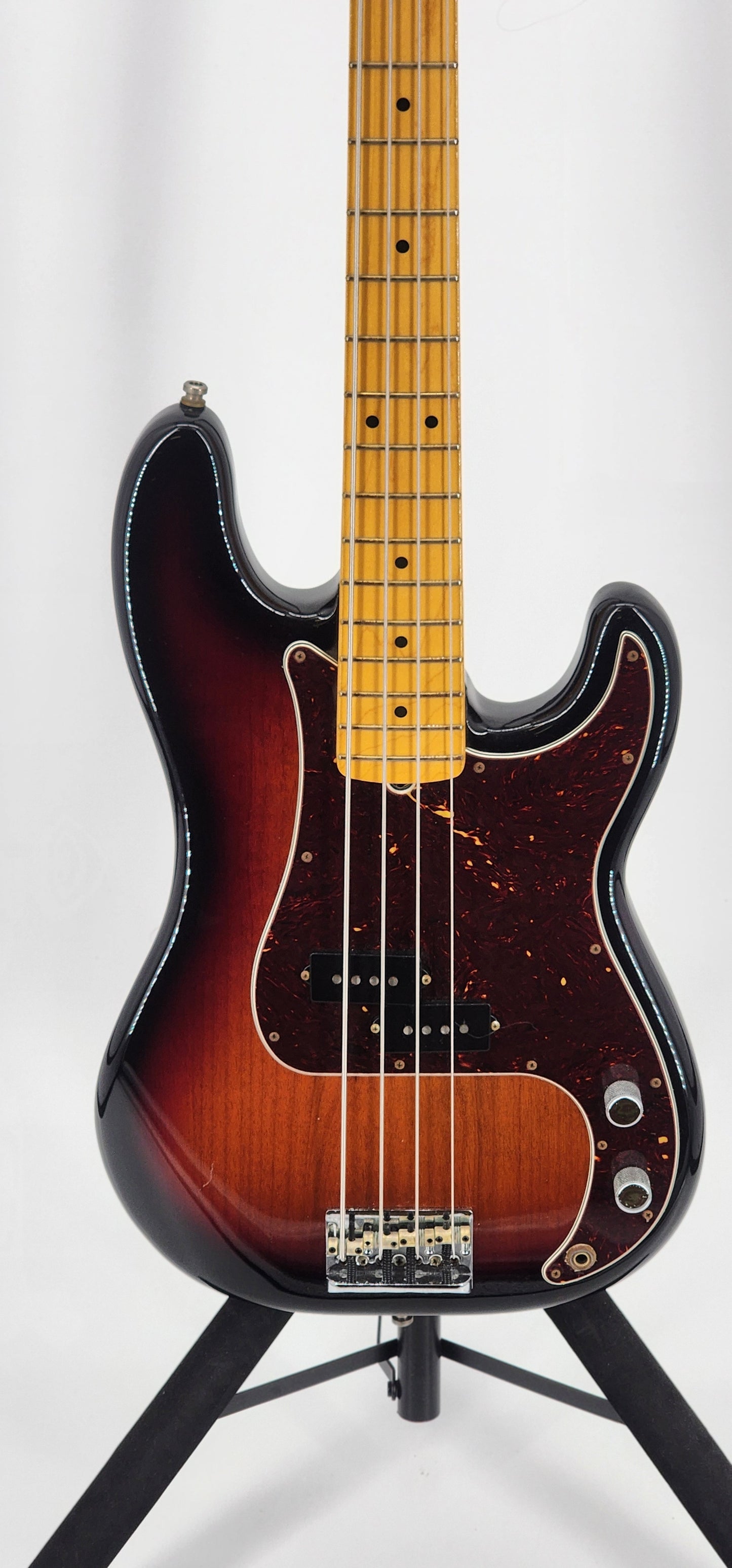 Fender - American Standard Precision - 2016 - Sunburst