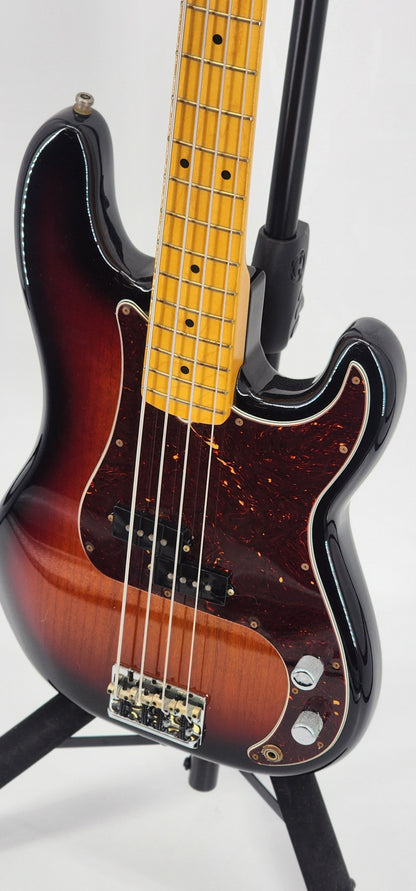 Fender - American Standard Precision - 2016 - Sunburst
