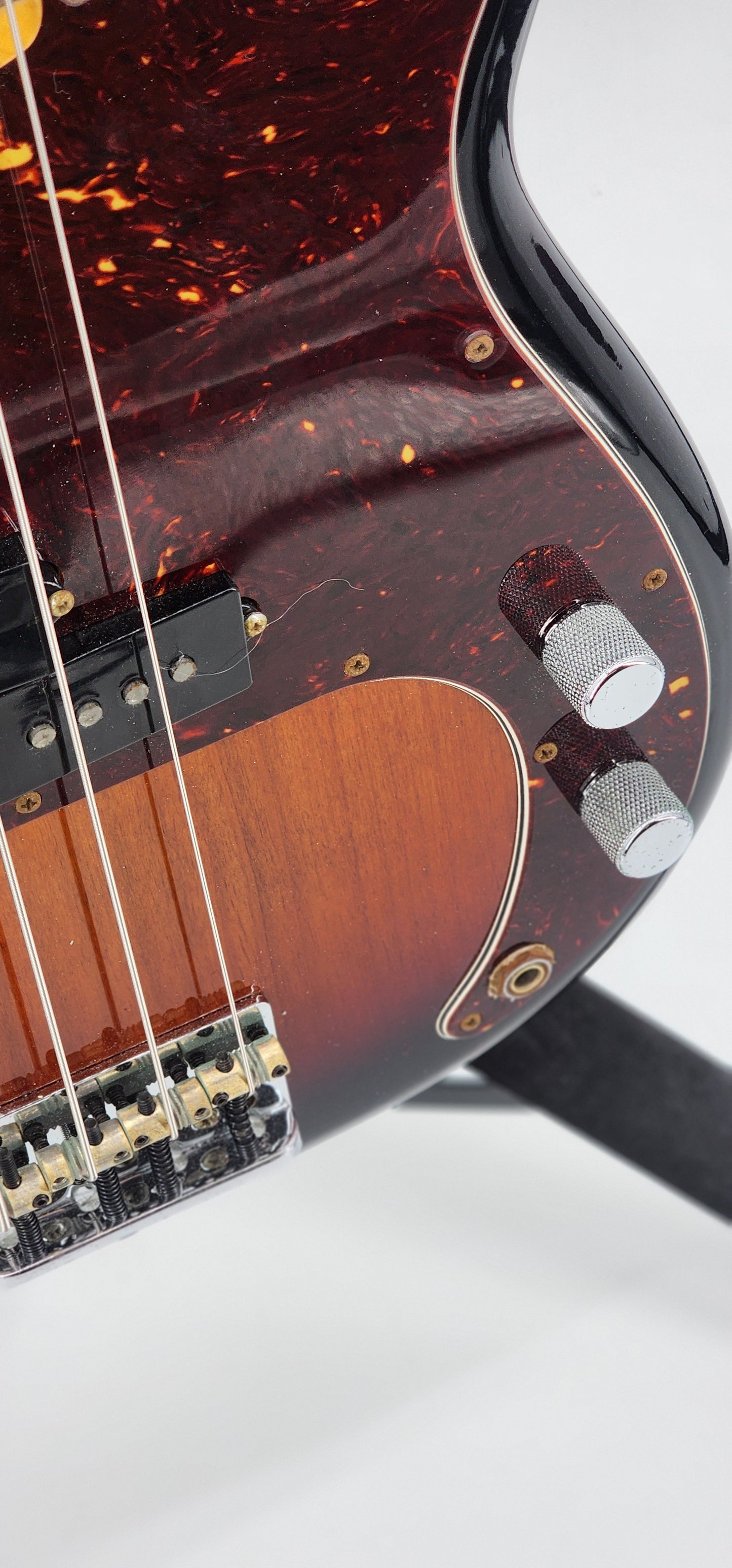 Fender - American Standard Precision - 2016 - Sunburst