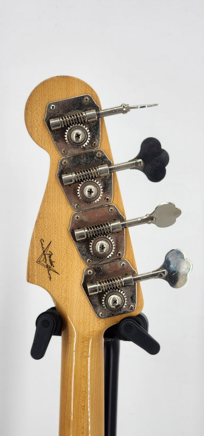 Fender - Custom Shop '64 Jazz Bass - 2002 - Reliced Olympic White