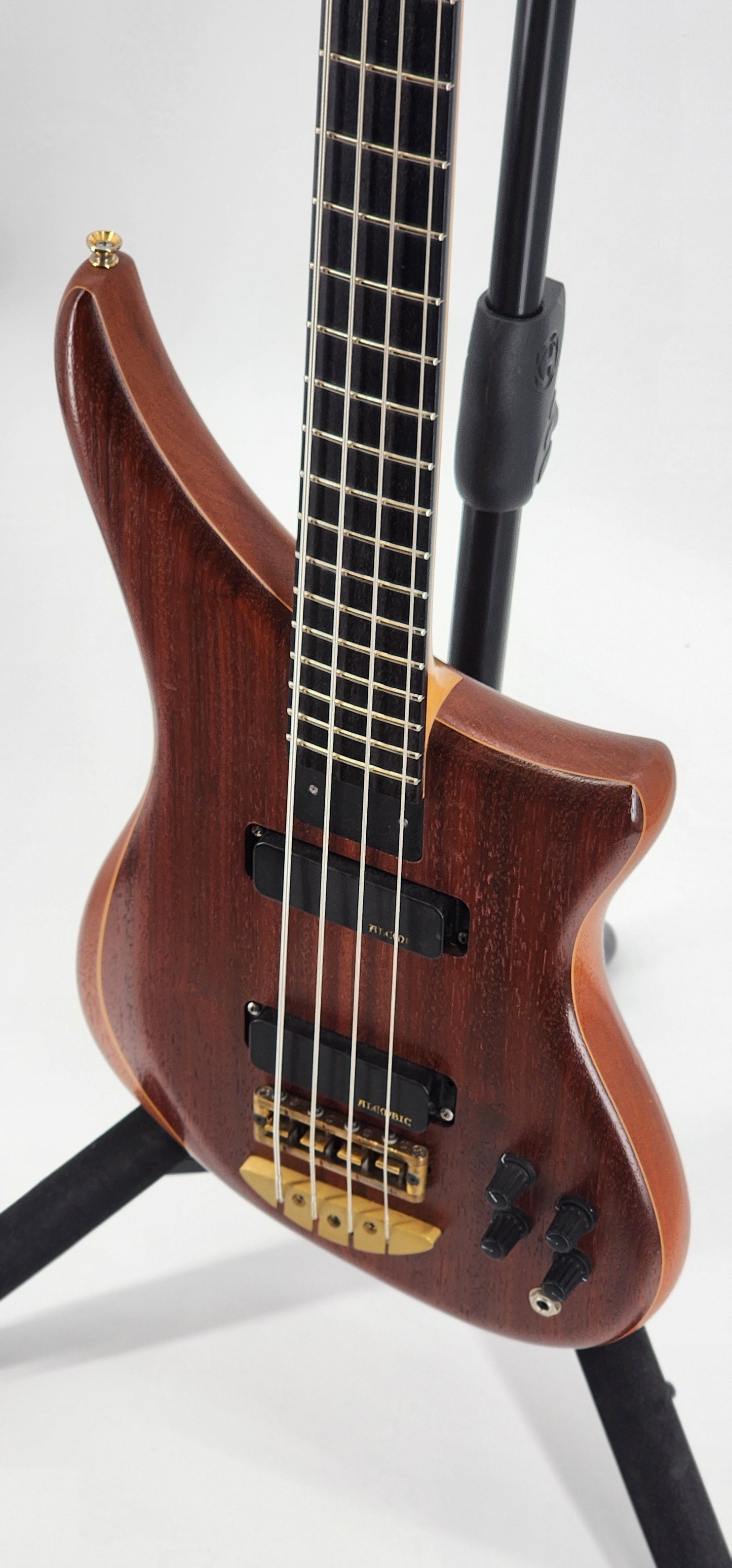 Alembic - Epic Bass Guitar - 1996 - Walnut