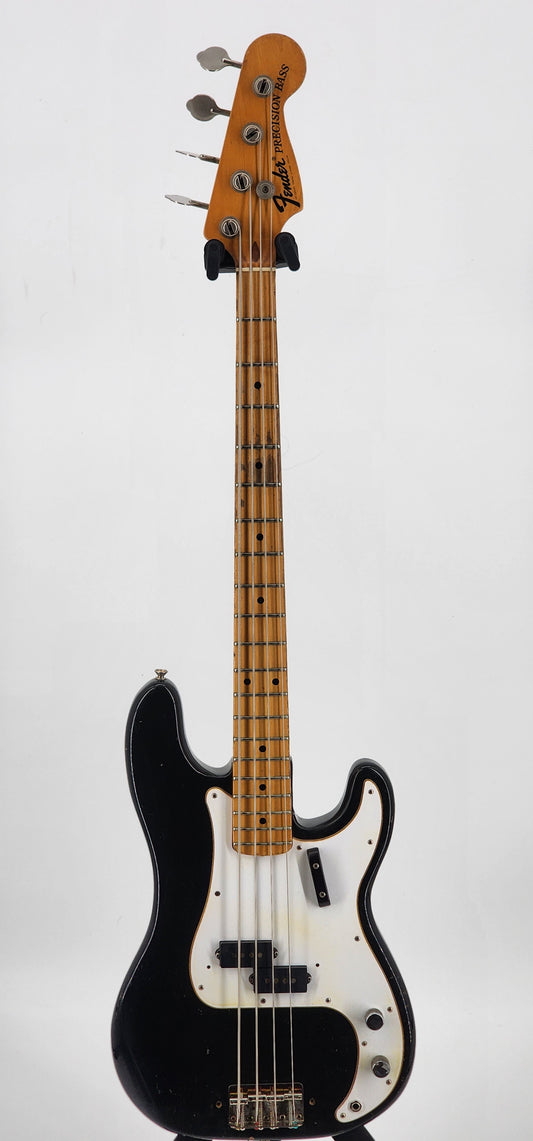 Fender - Precision Bass - 1971 - Black