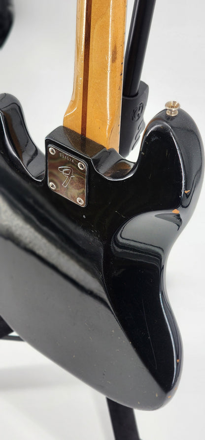 Fender - Precision Bass - 1971 - Black