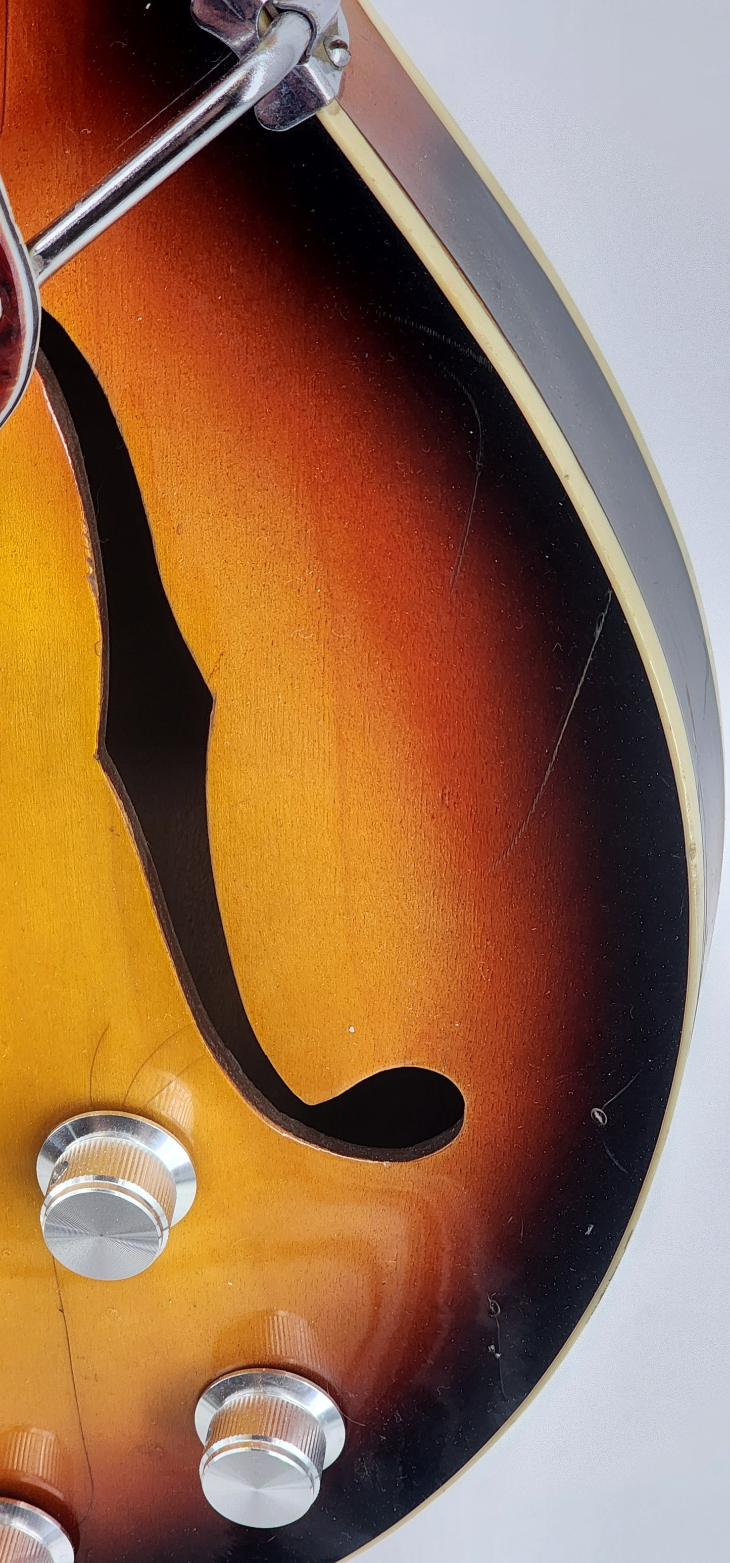 Baldwin - 704 - Bass Circa - 1969 - Sunburst