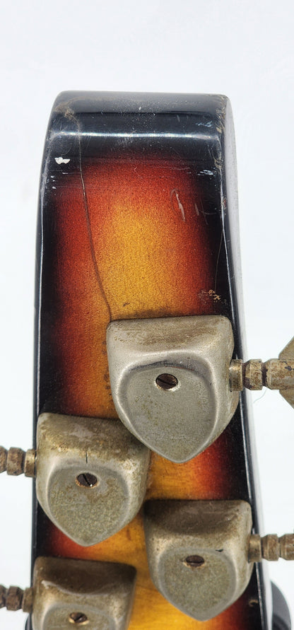 Baldwin - 704 - Bass Circa - 1969 - Sunburst