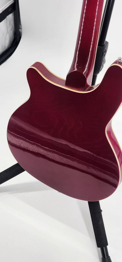 Waterstone - Groovy 1960's Style Bass - Fuscia burst