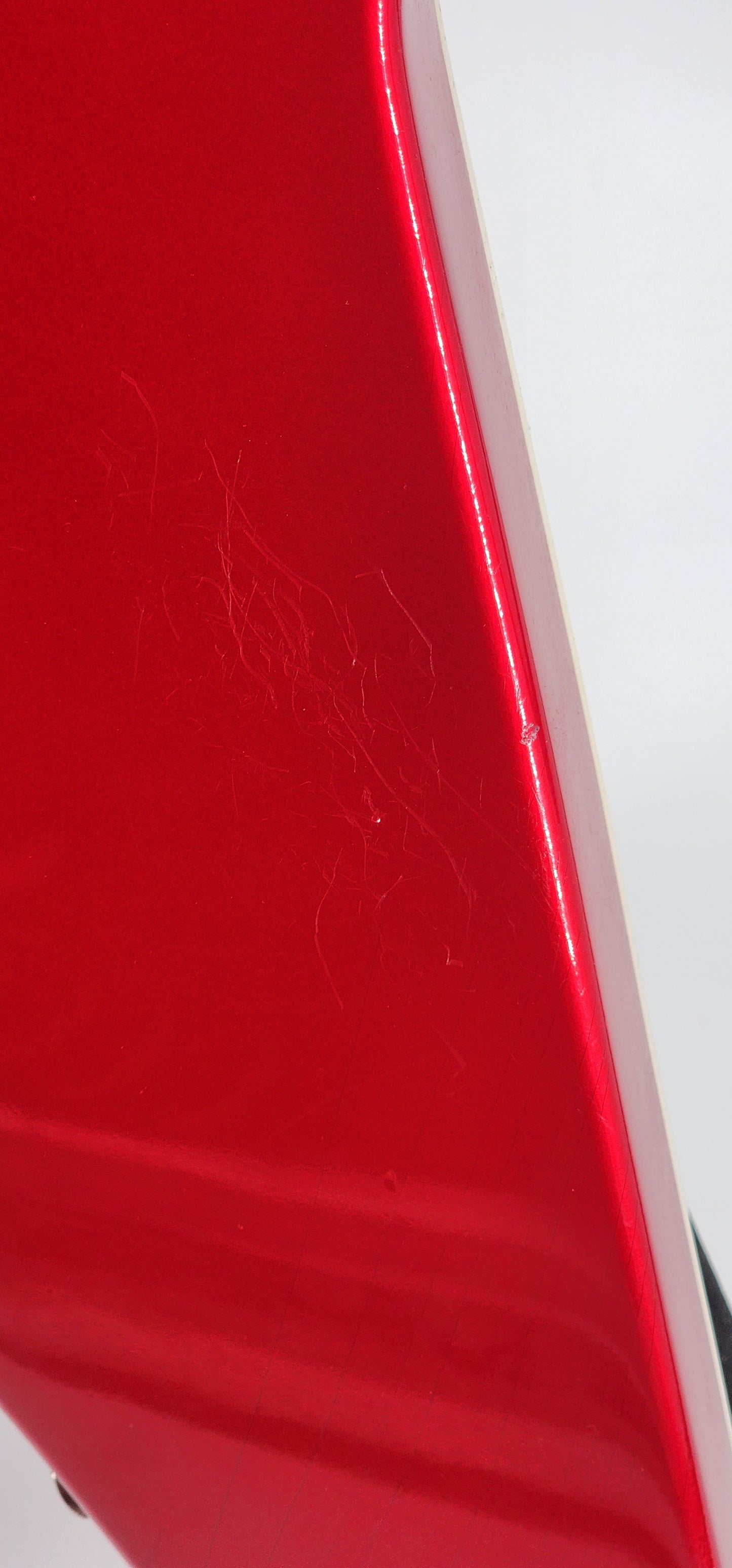 Dean - ML Bass USA - 1983 - Candy Apple Red