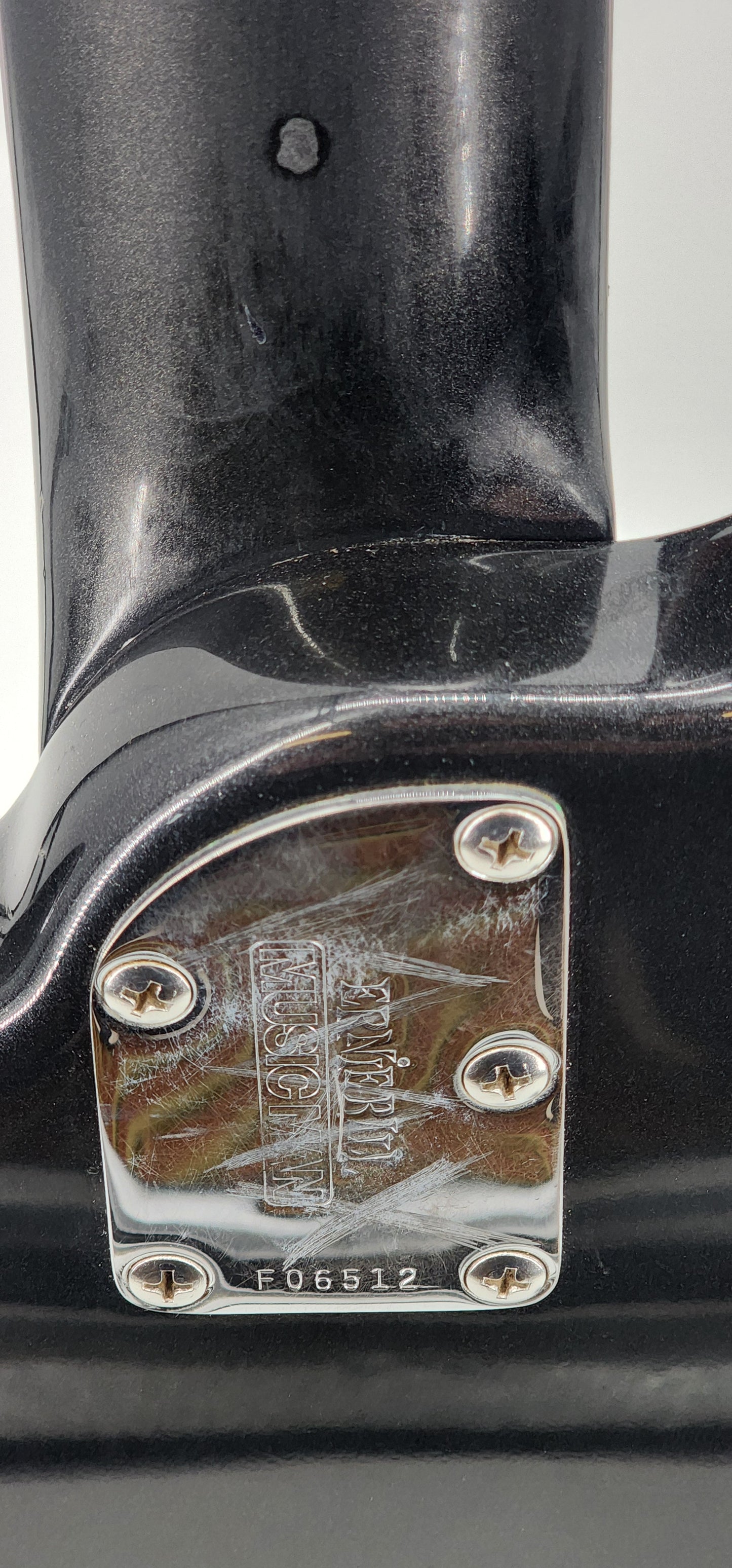 Ernie Ball Music Man - Bongo HH - 2005 - Charcoal Black