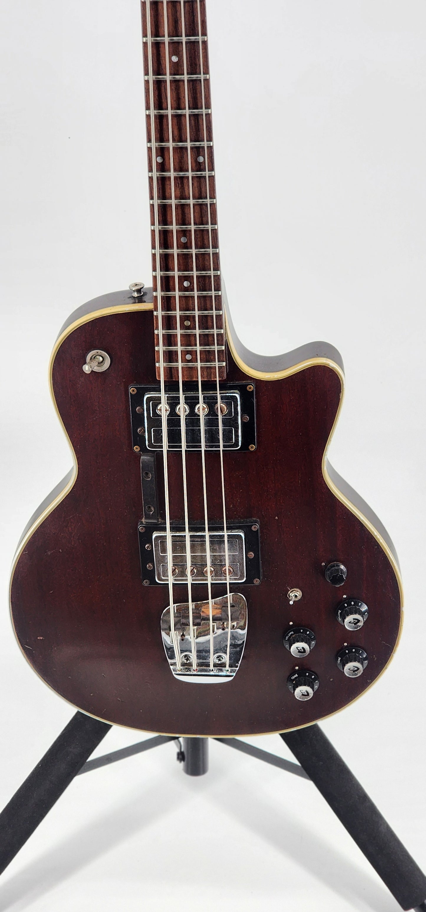 Guild - M85 - 1974 - Mahogany