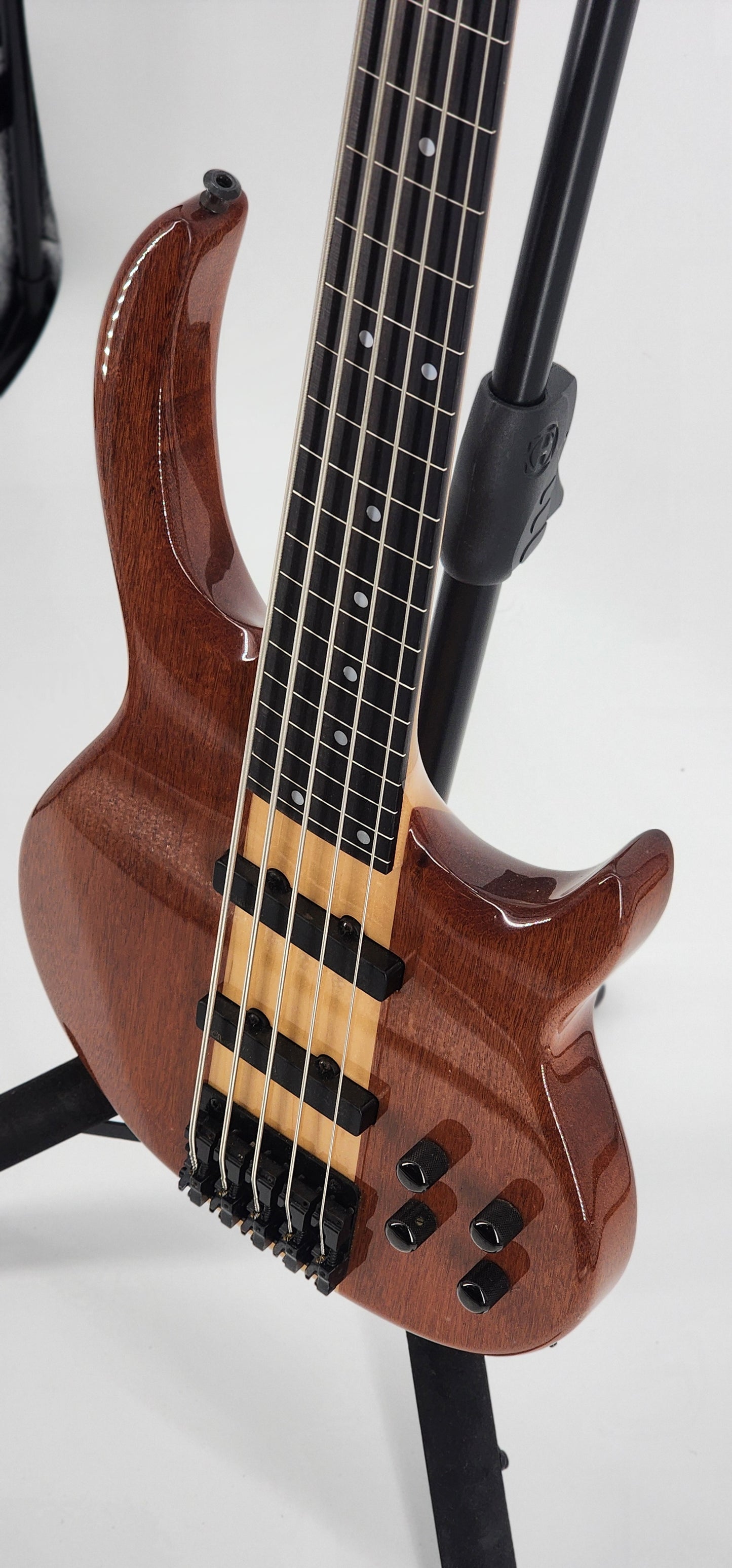 Carvin - Bunny Brunel 5-string bass - BB75 - Natural Mahogany