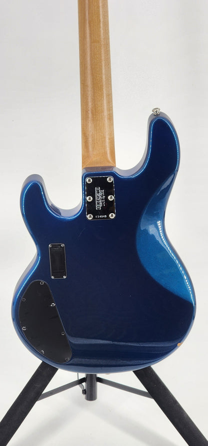 Ernie Ball Music Man - Stingray HH - 2006 - Pearl Blue