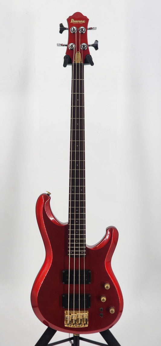 Ibanez - 824 - 1984 - Candy Apple Red