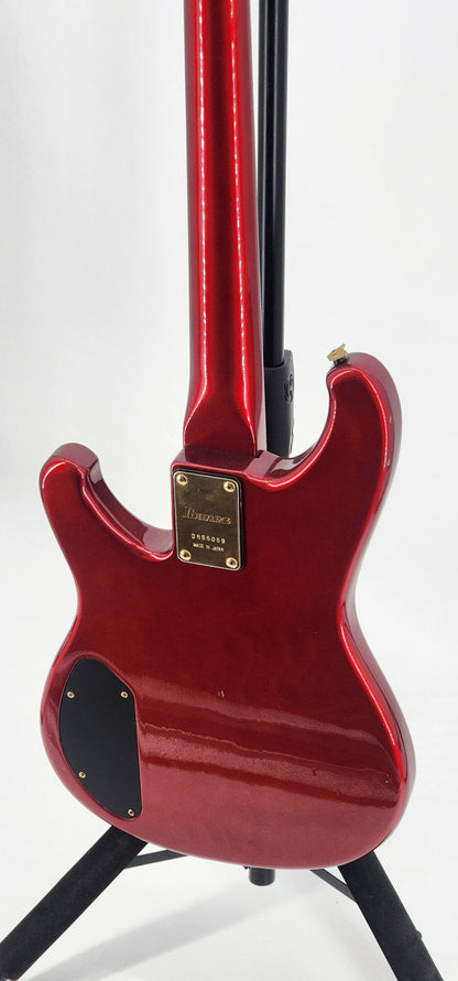 Ibanez - 824 - 1984 - Candy Apple Red