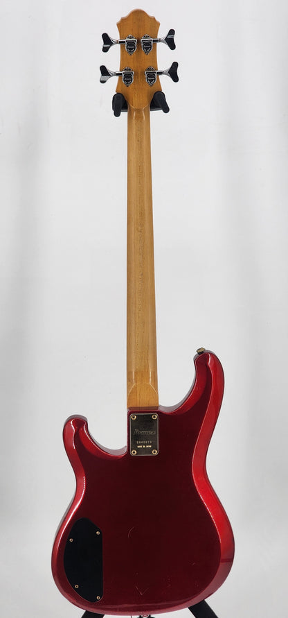 Ibanez - 824 - 1985 - Candy Apple Red