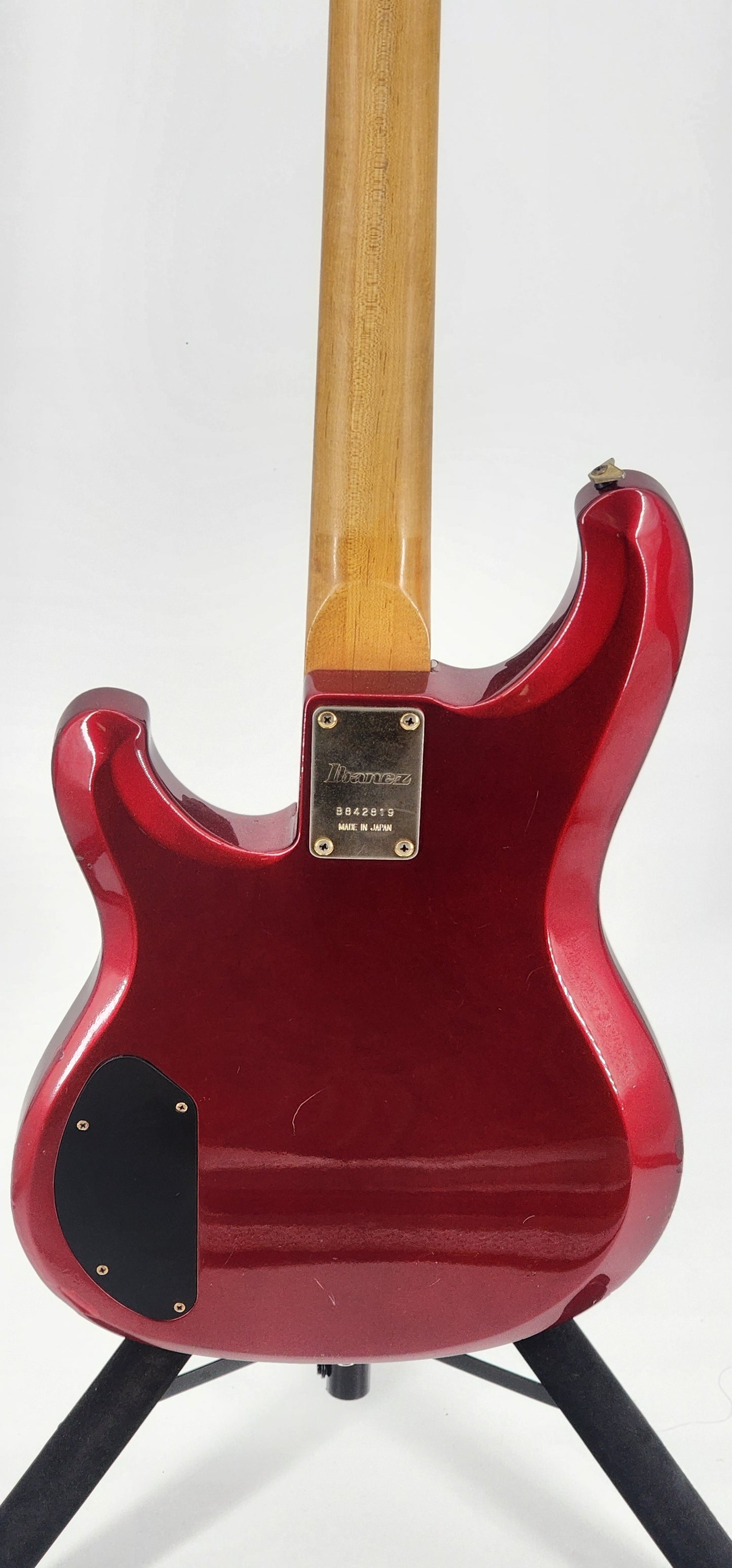 Ibanez - 824 - 1985 - Candy Apple Red