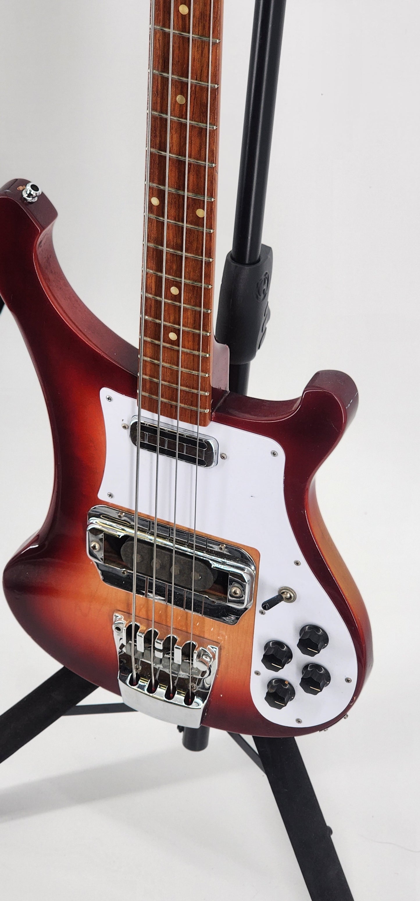 Rickenbacker - 4001v63 - 1999 - Fireglo