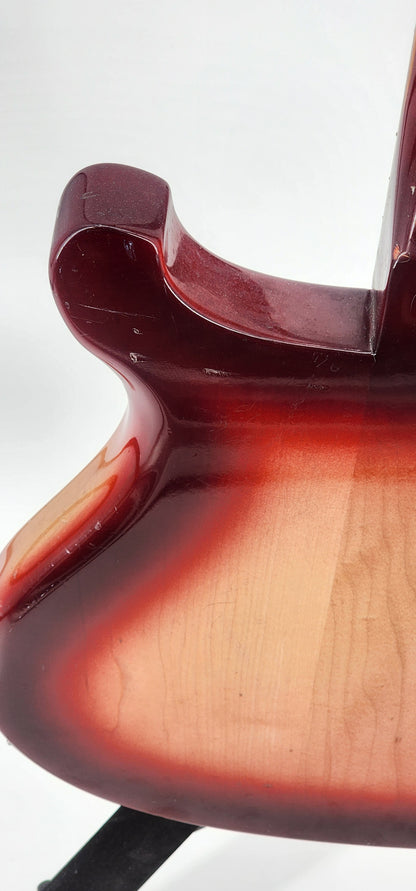 Rickenbacker - 4001v63 - 1999 - Fireglo