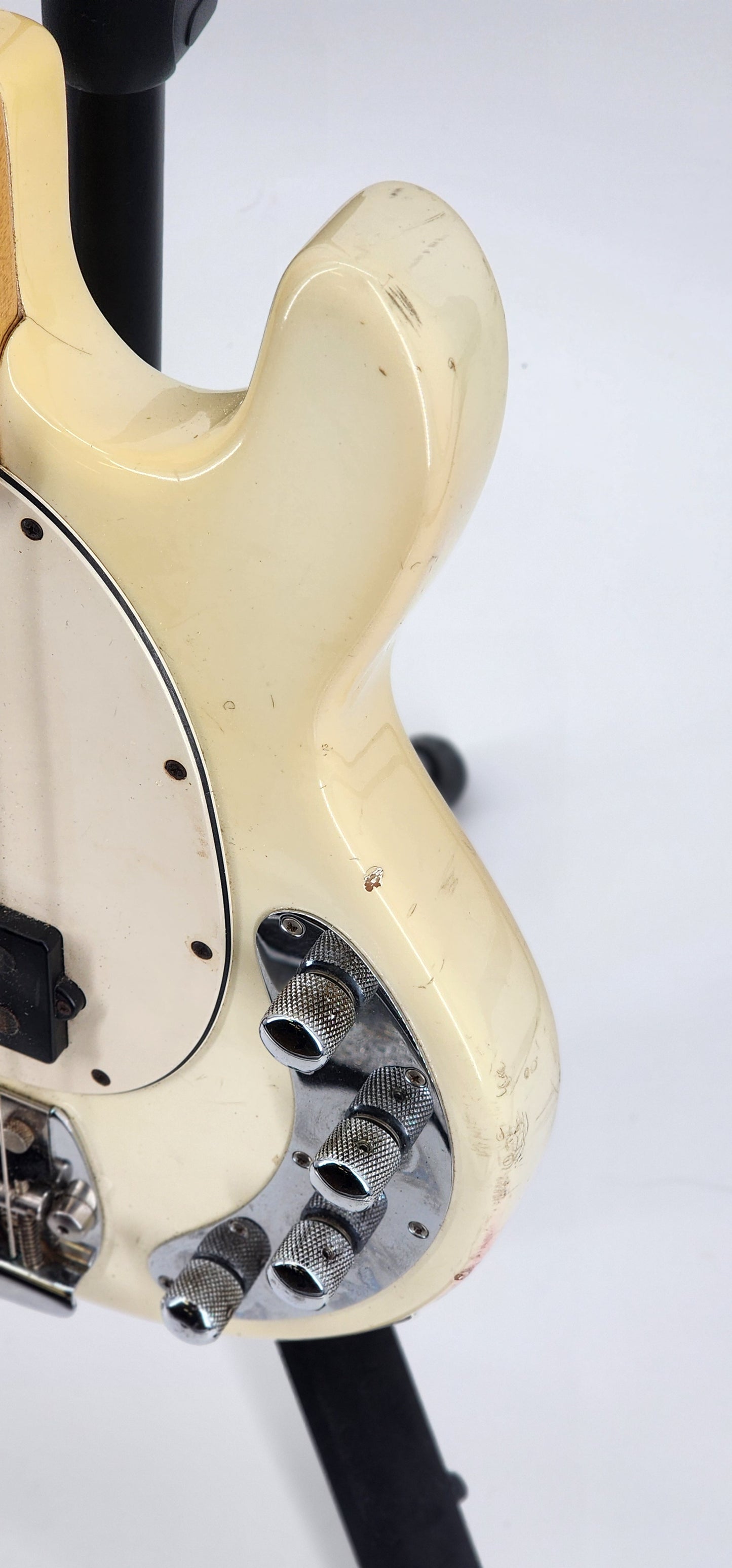 Ernie Ball Music Man - Stingray 3EQ - 1992 - WHITE MAPLE