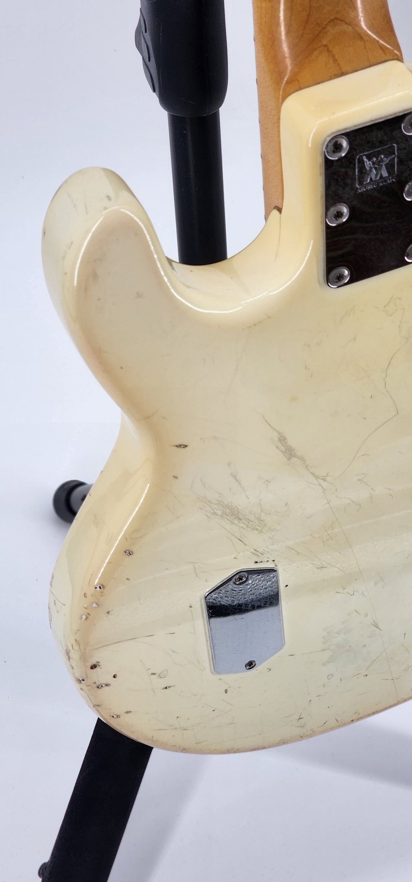 Ernie Ball Music Man - Stingray 3EQ - 1992 - WHITE MAPLE