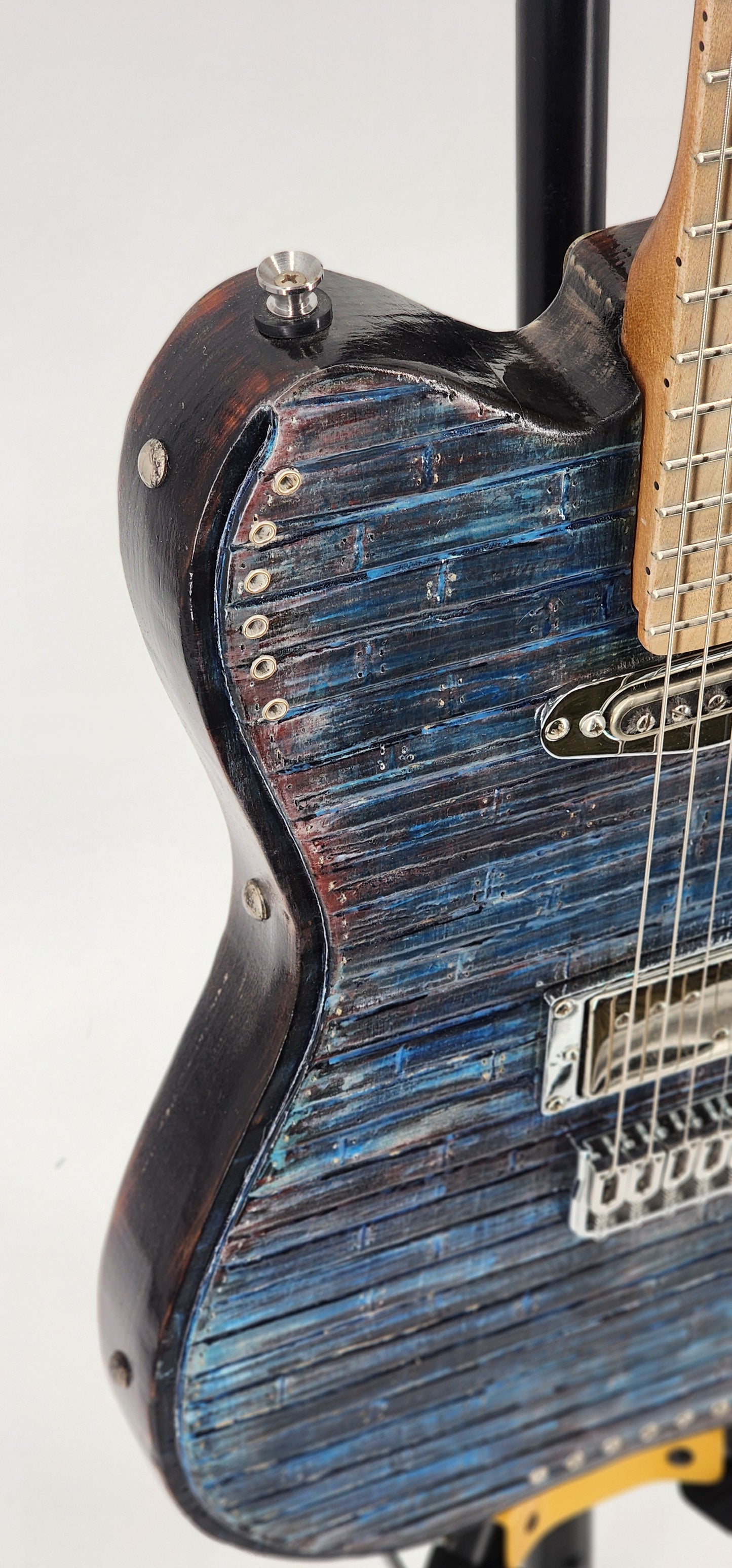 Moxy Custom Electric Guitar - MI