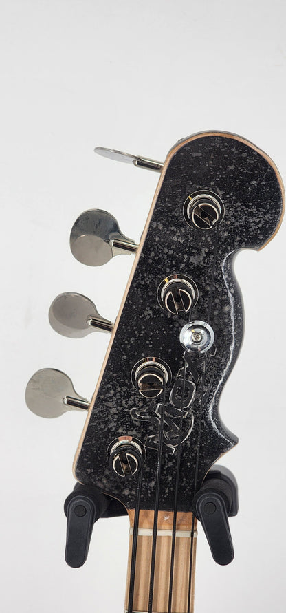 Moxy "Big Boy2" Bass Guitar