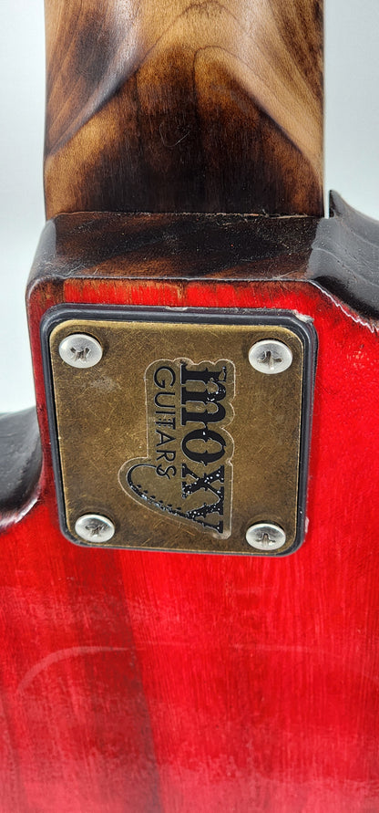 Moxy "Big Boy2" Bass Guitar