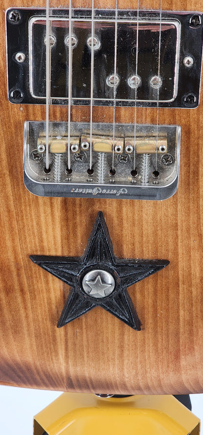 Moxy Star - Natural with Gig bag