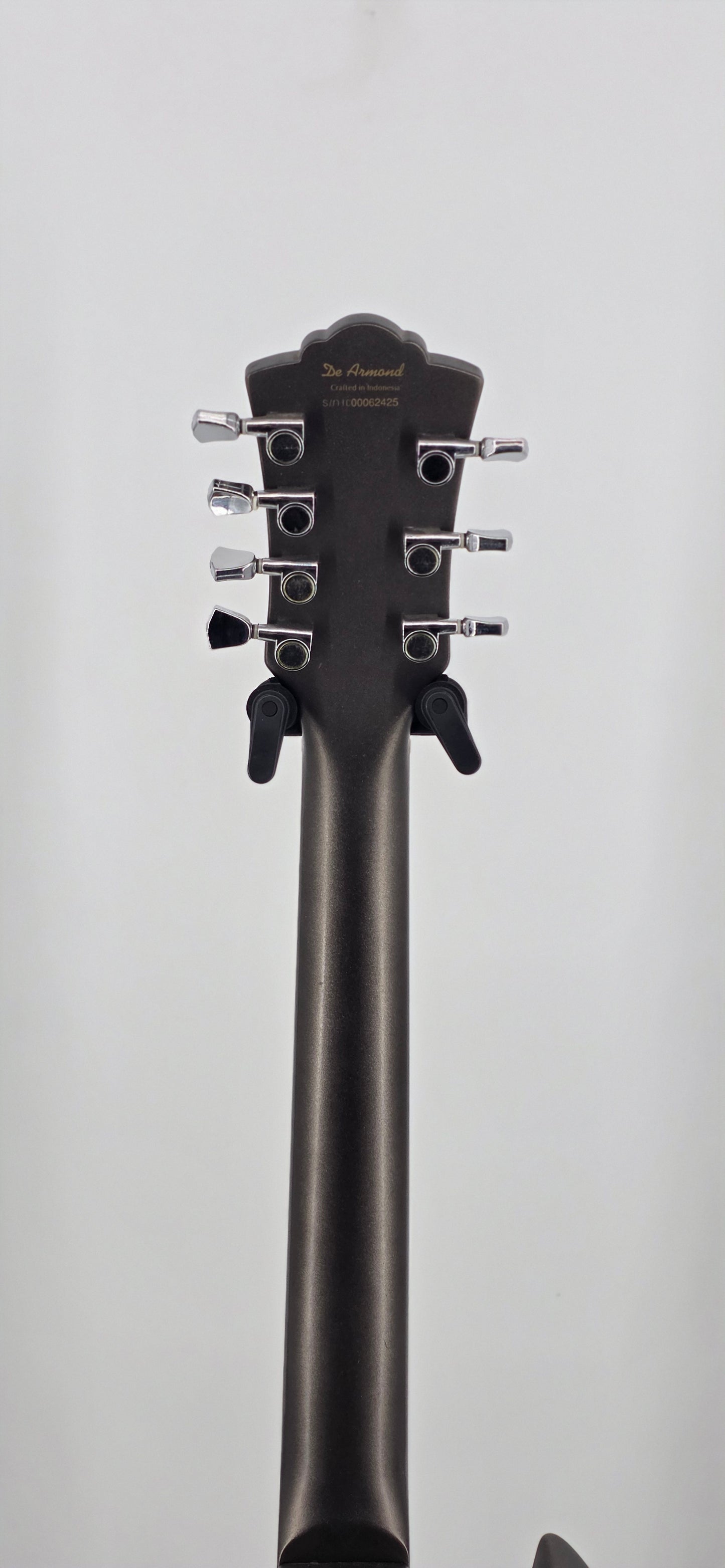 DeArmond - 7-string - S67 - Gunmetal Gray
