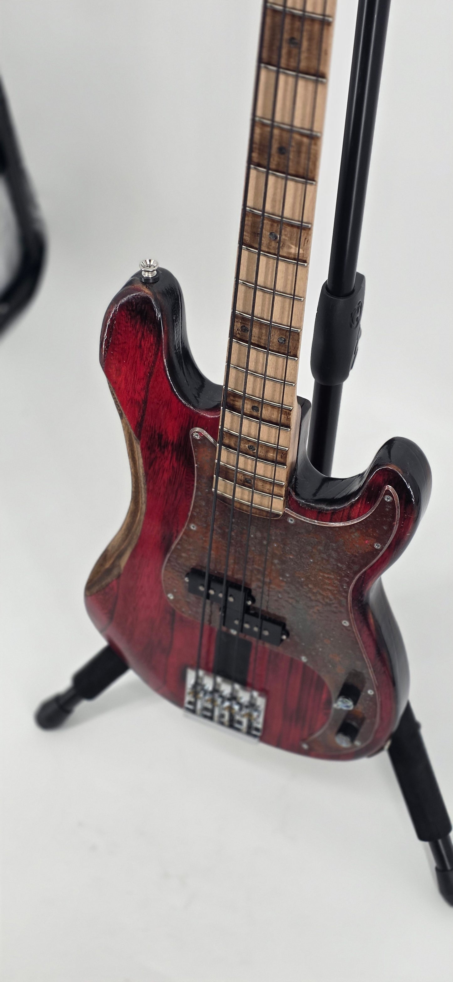 Moxy "Big Boy2" Bass Guitar