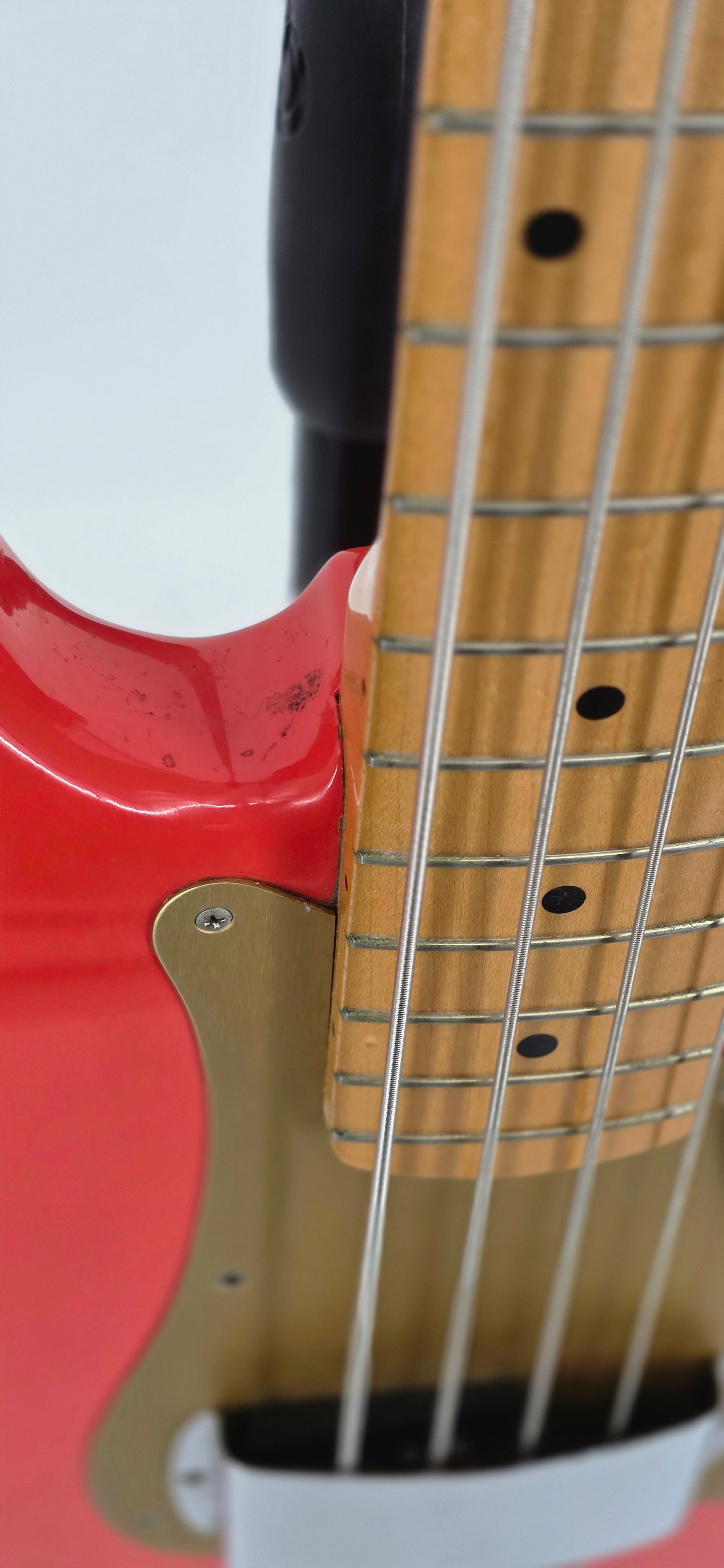 Fender -  Precision Bass - MIJ - 1996 - Feista Red