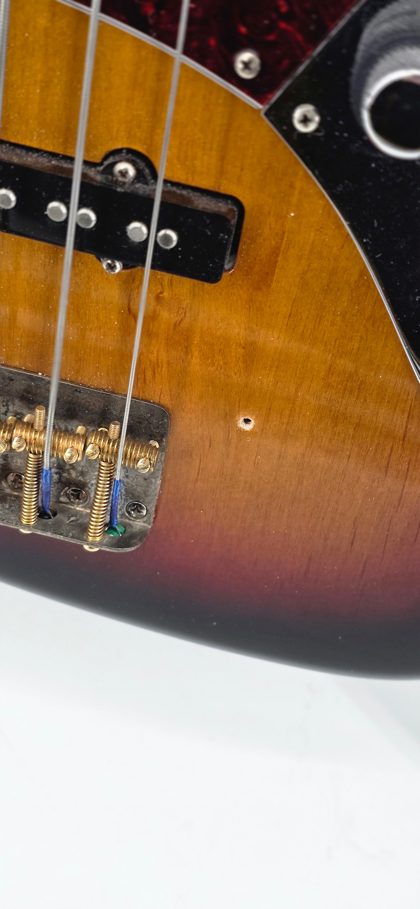 Fender - USA '62 Jazz Bass Reissue Body / '57 Precision Bass Neck - 2006 - Sunburst