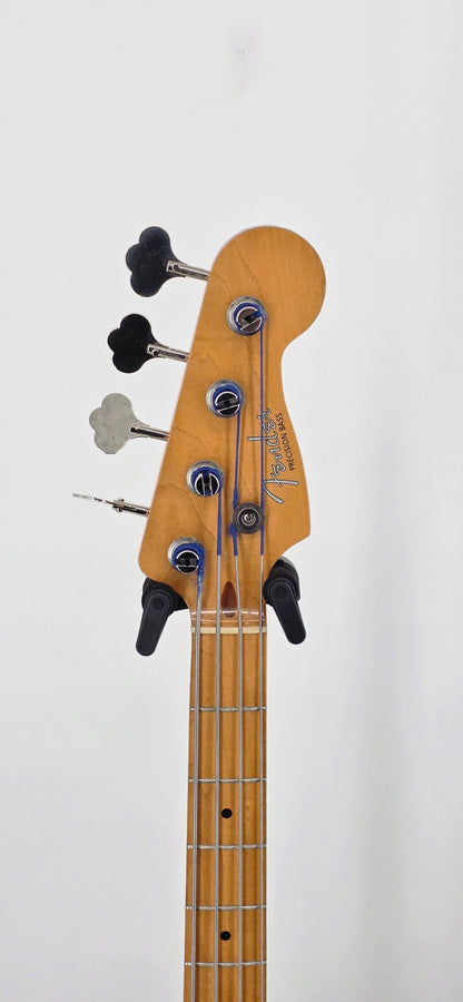 Fender - USA '62 Jazz Bass Reissue Body / '57 Precision Bass Neck - 2006 - Sunburst