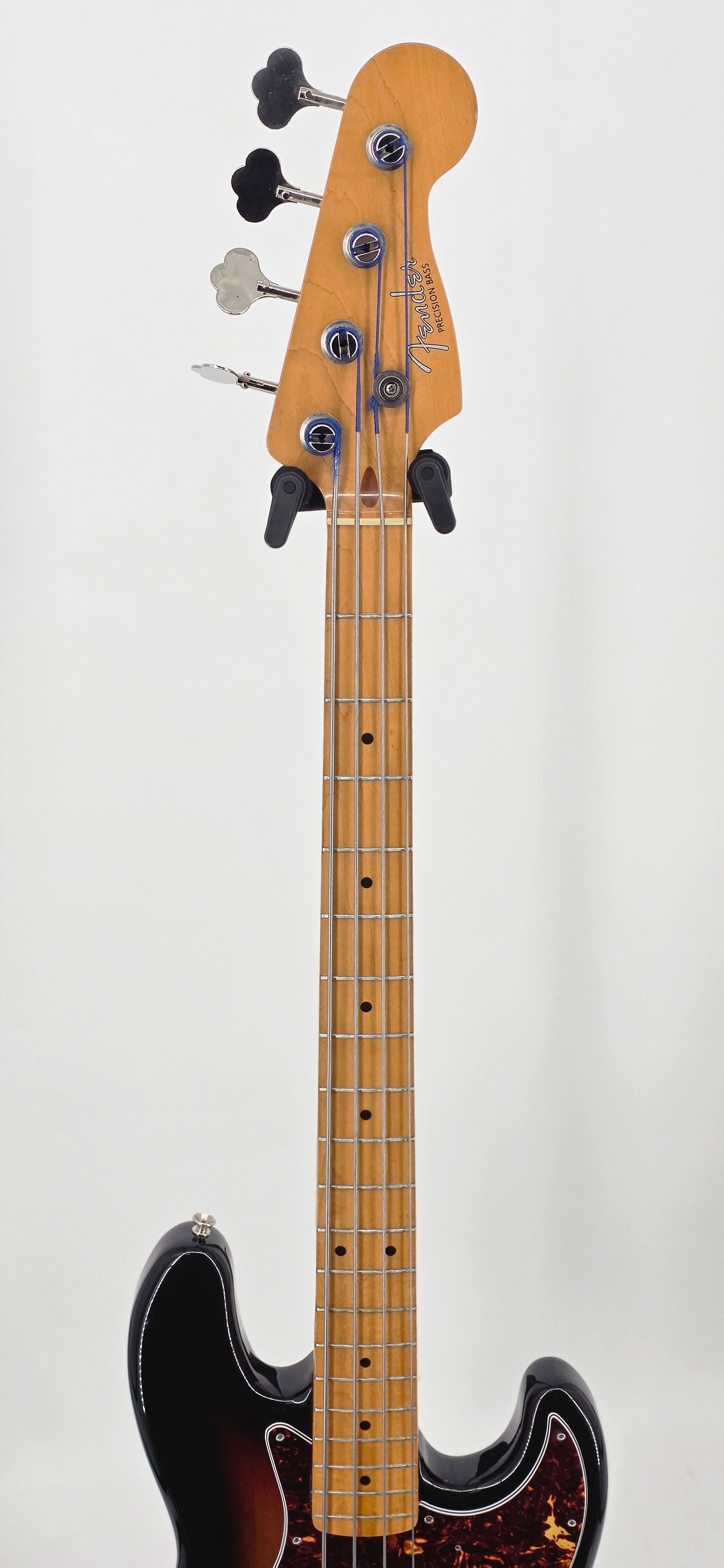 Fender - USA '62 Jazz Bass Reissue Body / '57 Precision Bass Neck - 2006 - Sunburst