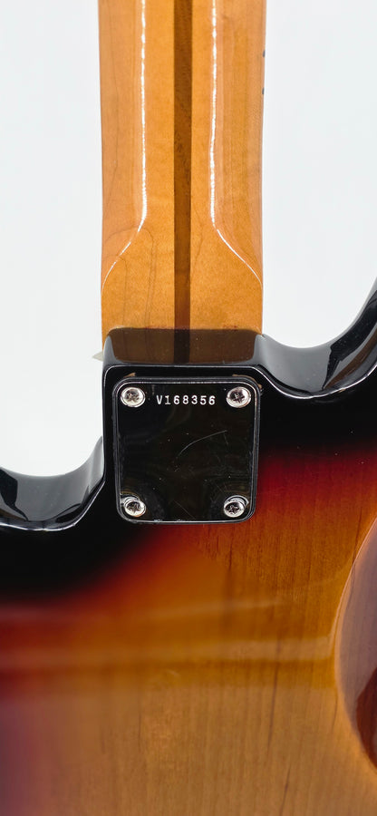 Fender - USA '62 Jazz Bass Reissue Body / '57 Precision Bass Neck - 2006 - Sunburst