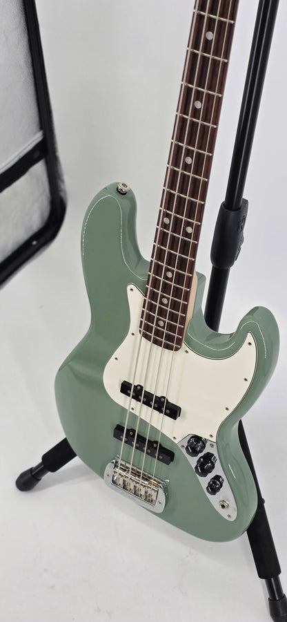 G&L - Jazz Bass - 2025 - Matcha Green