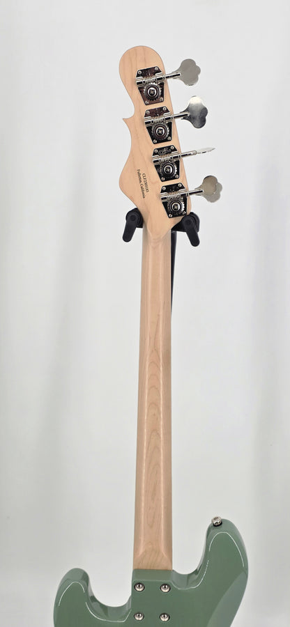 G&L - Jazz Bass - 2025 - Matcha Green